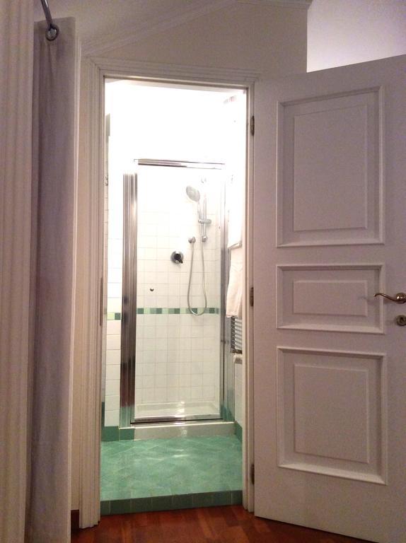 Apartment La Mansarda Alba  Chambre photo